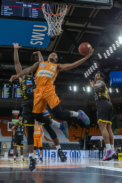 显得力不从 显得力不从