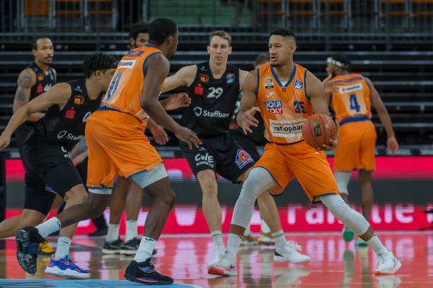 拜仁和巴黎 拜仁和巴黎